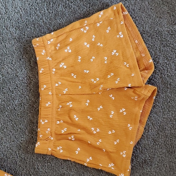 Baby Toddler Girls Carter's  2 pc Crinkle Tank & Shorts Set Size 12 18 mo 5T NWT - Picture 6 of 6